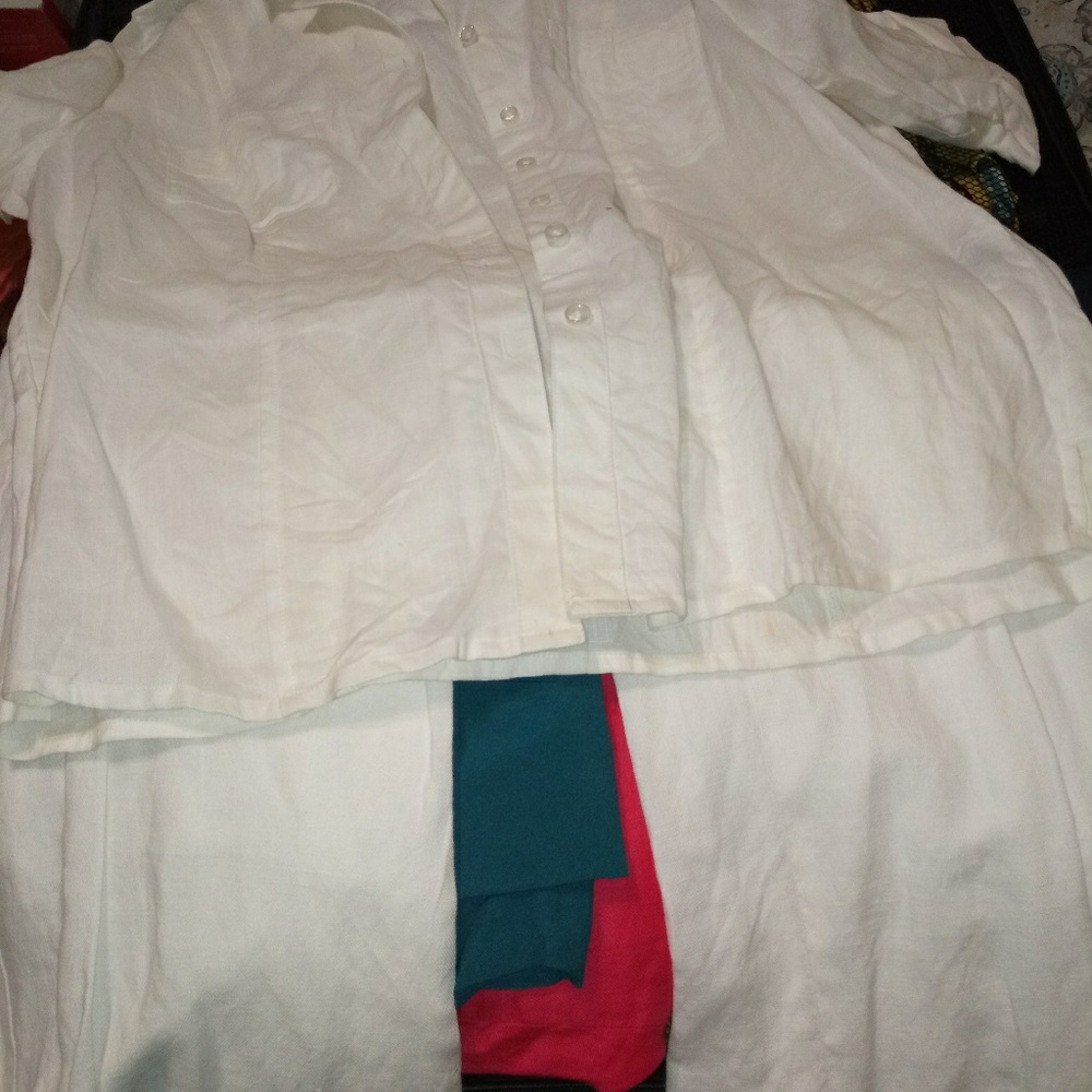 White Linen set - Picture 3 of 3
